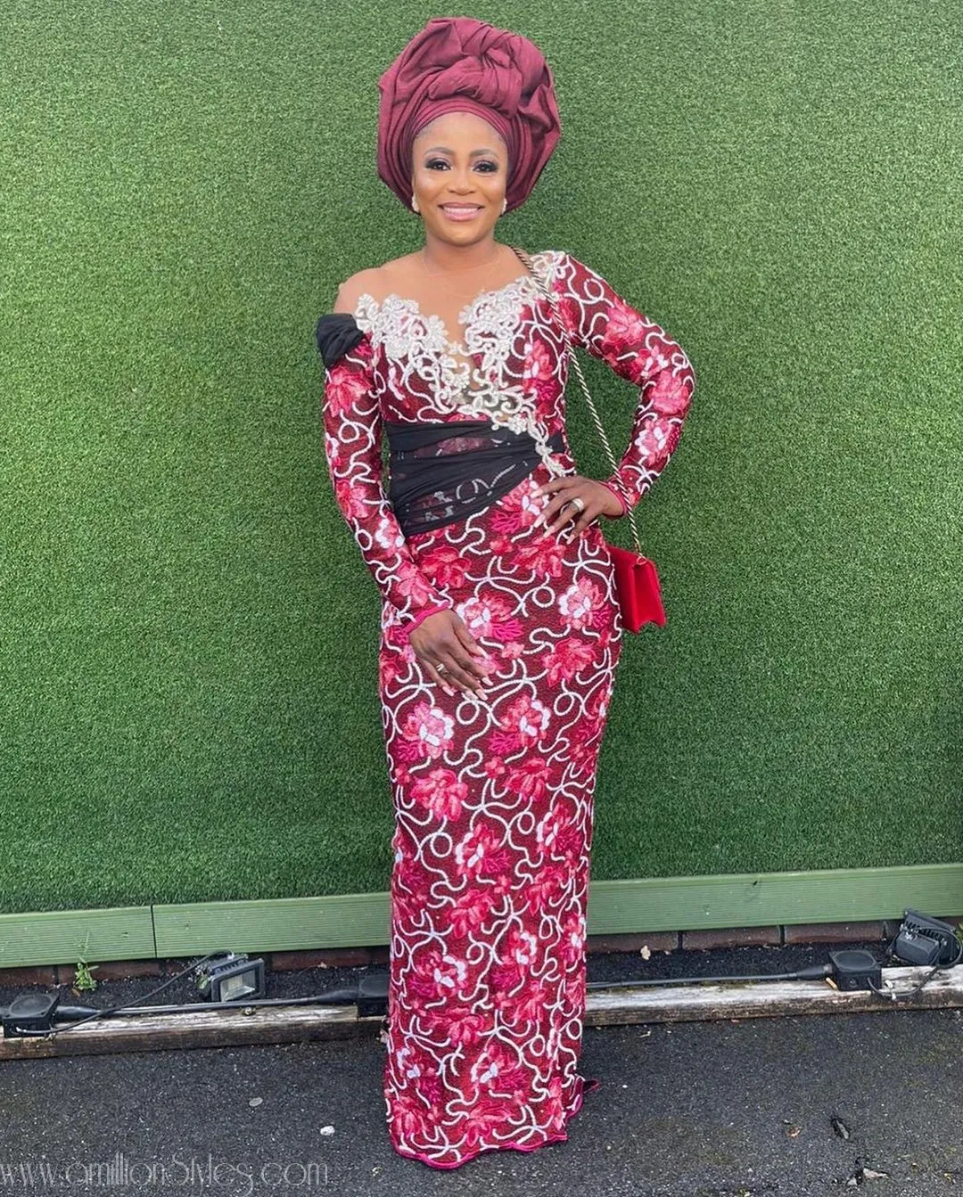 Exquisite Nigerian Lace Asoebi Styles-Volume 44