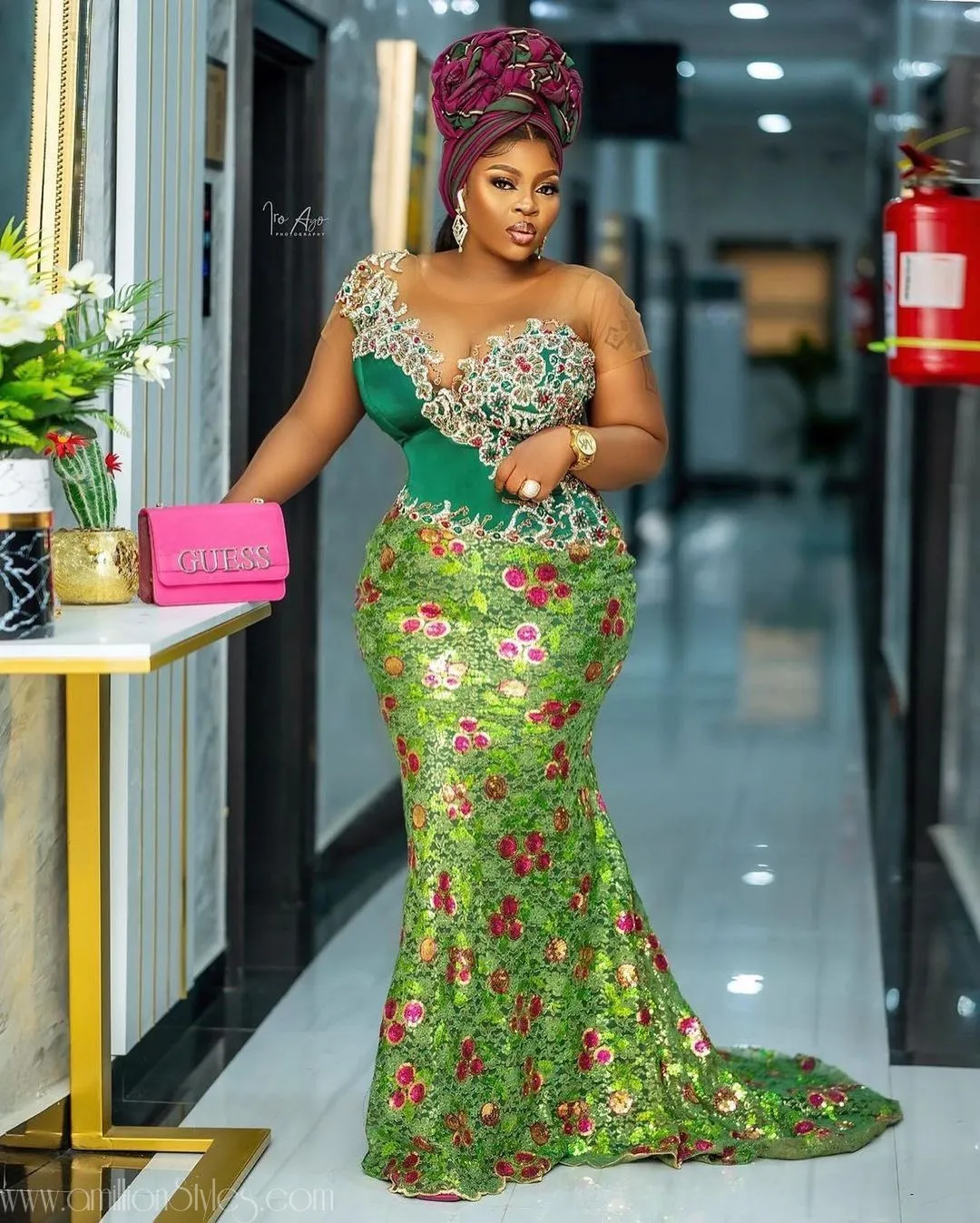 Exquisite Nigerian Lace Asoebi Styles-Volume 47