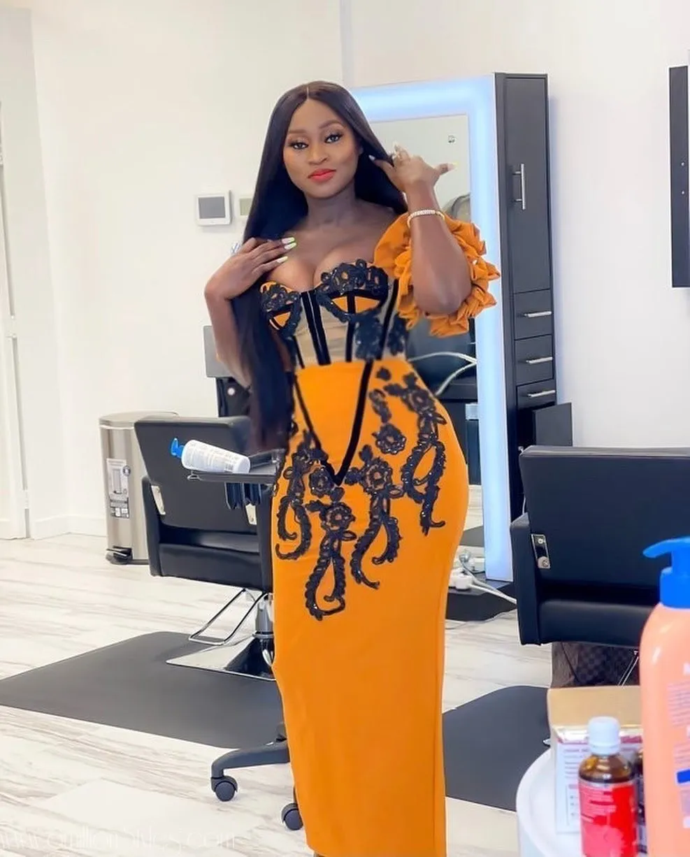 We Love Us Some Fabulous Asoebi Corset Styles