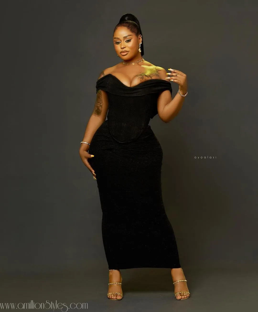 We Love Us Some Fabulous Asoebi Corset Styles