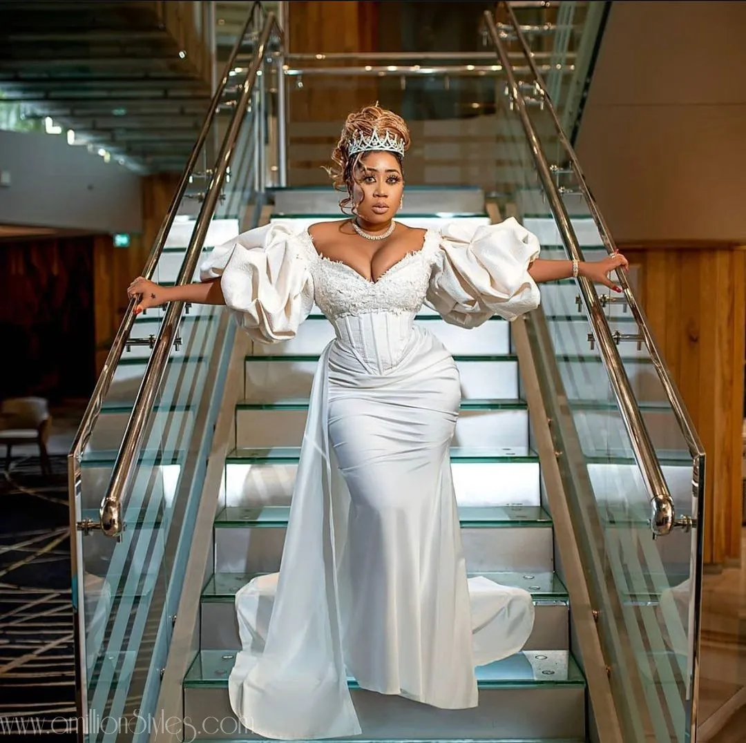 Seen A Corset With Train Asoebi Style Lately?