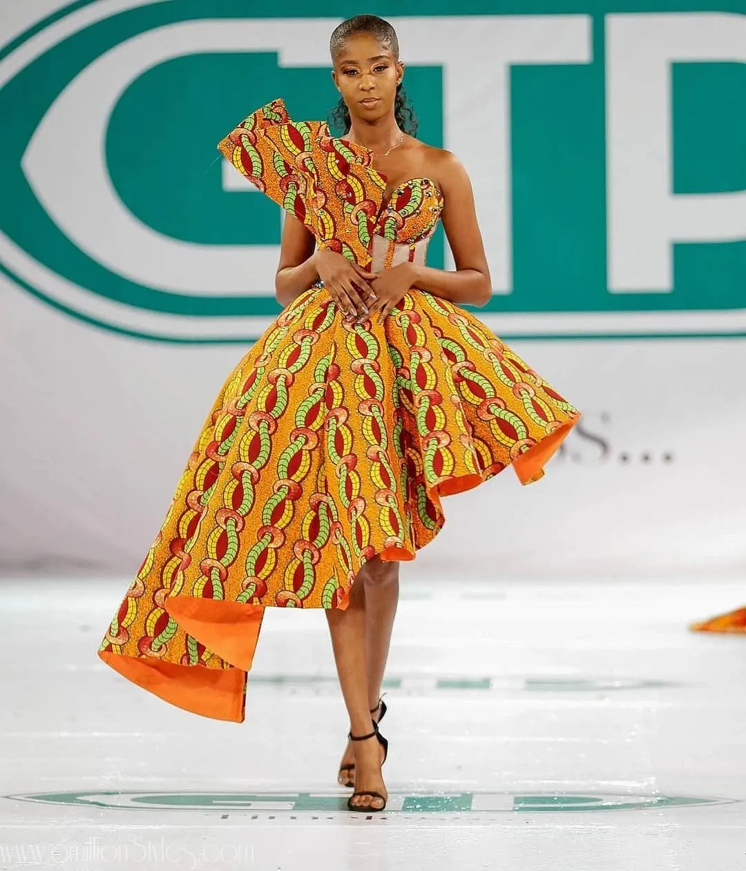 Ouuuuuuuu! Check Out These 10 Fabulous Anakara Maxi Styles