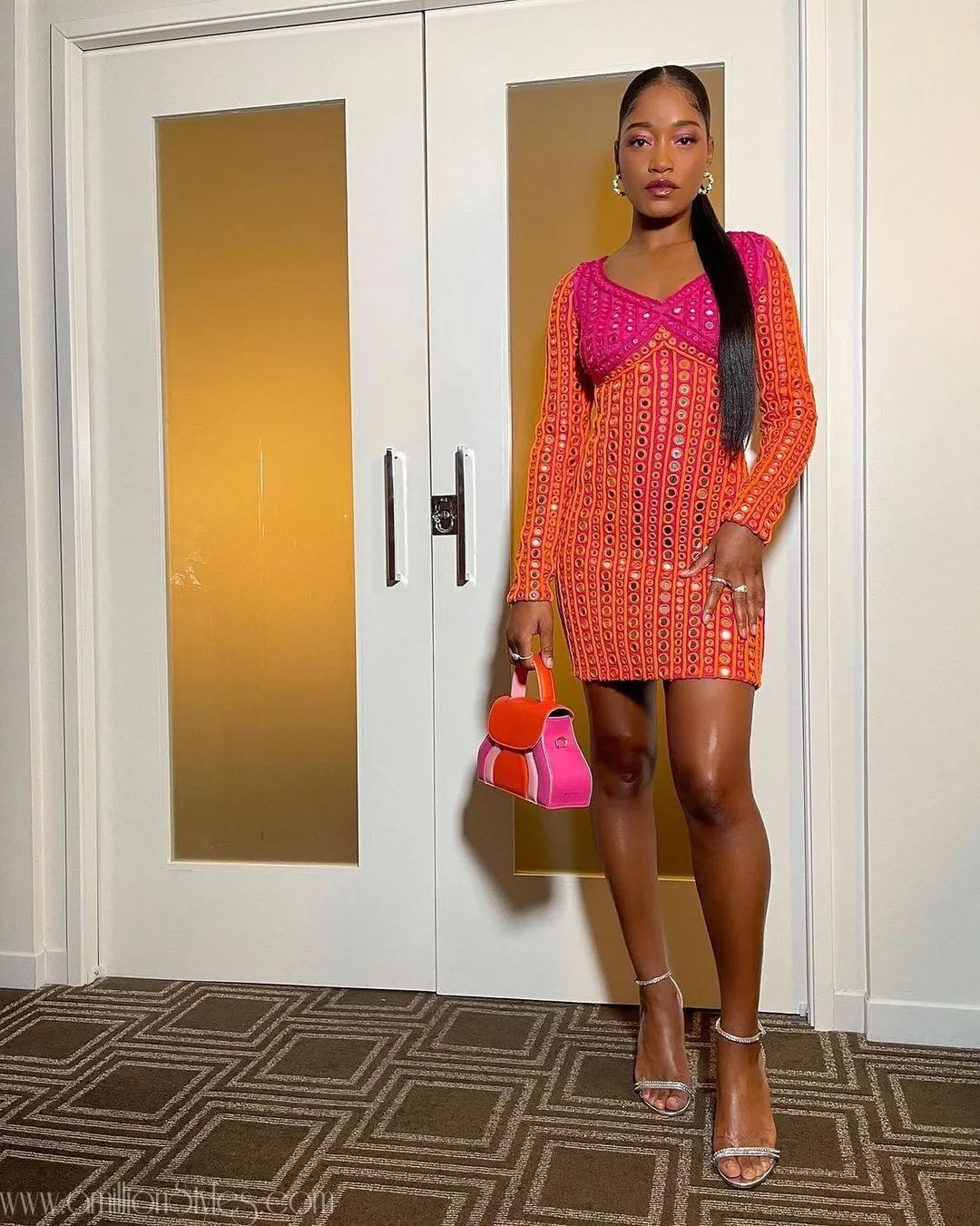 These Gorgeous Women Show Us How To Pair Bright Colour Outfits
