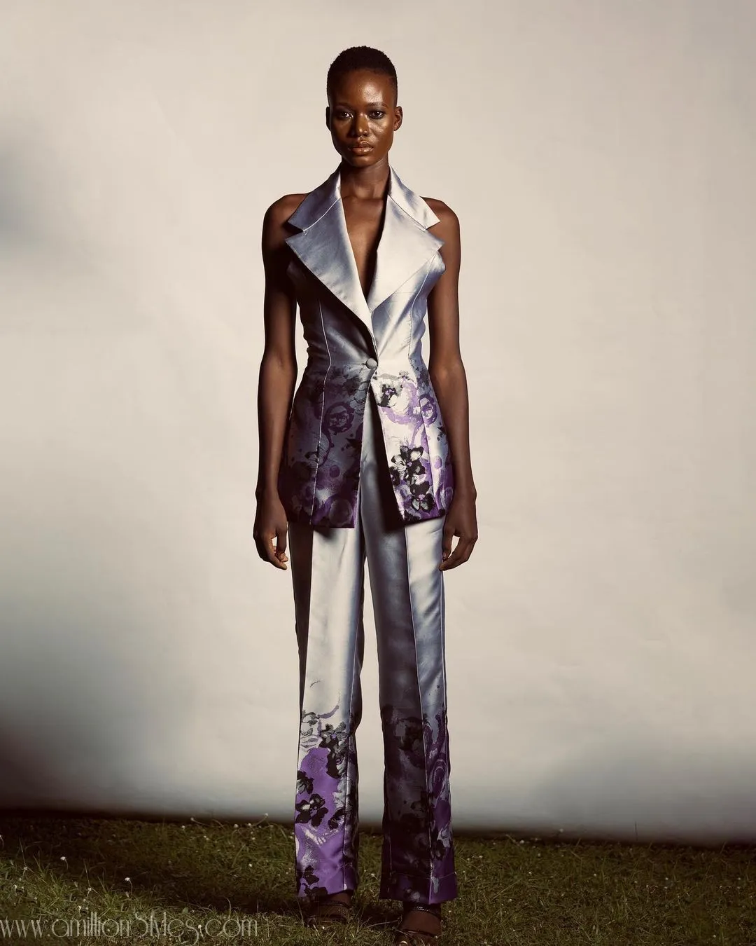 12 Stylish Women's Casual Suits To Kick Off The Day