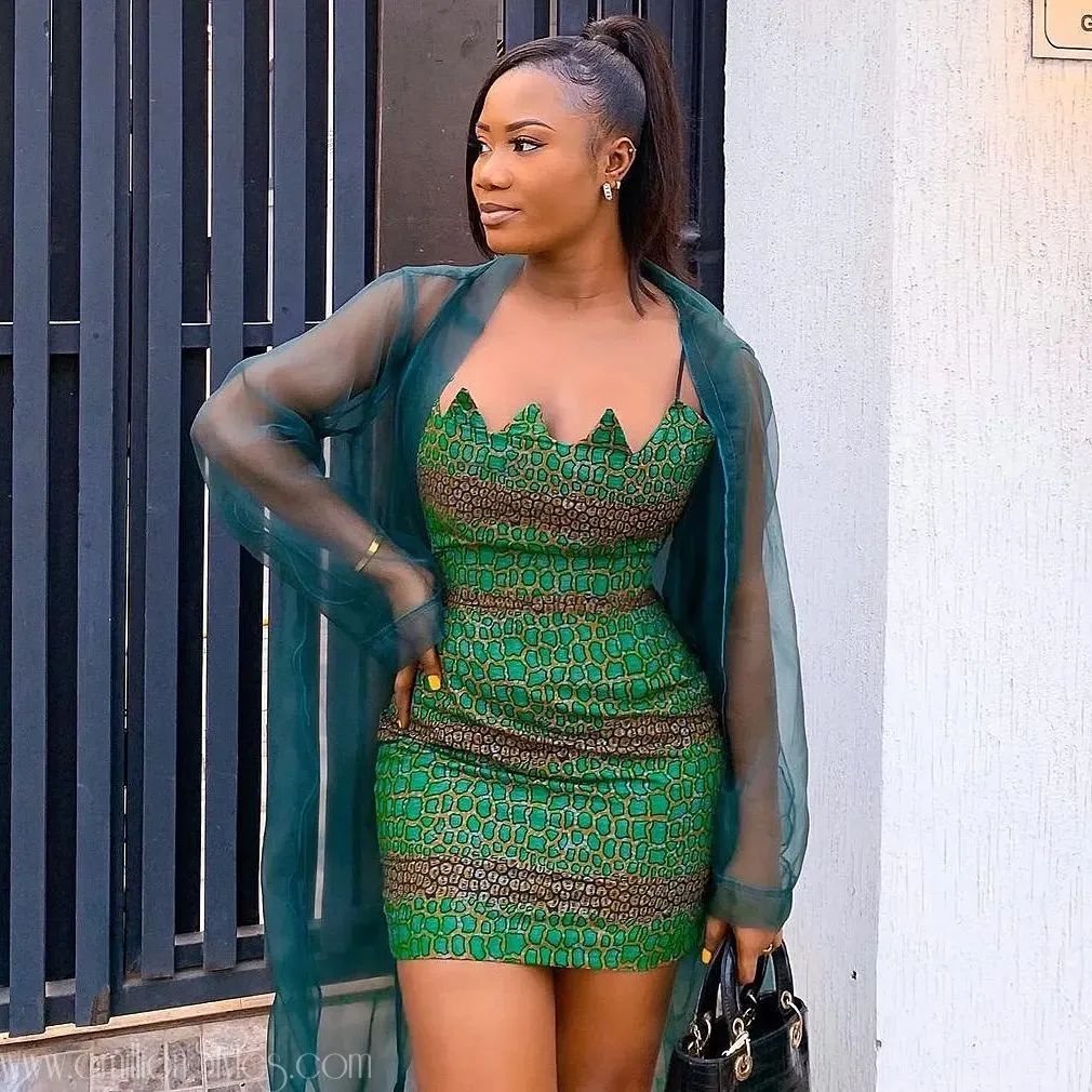 Stylish Short Ankara Styles That Will Make You Pause