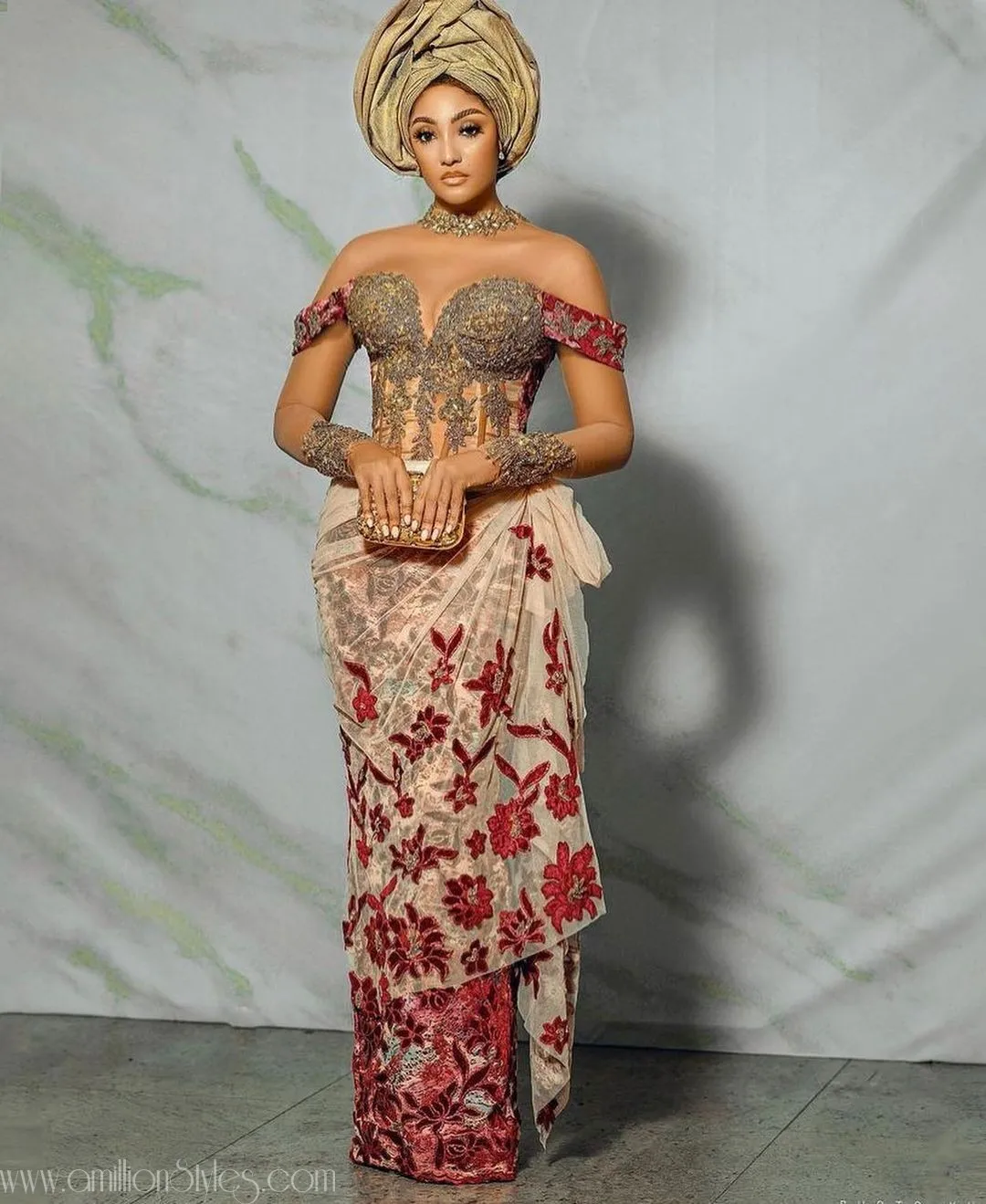 Exquisite Nigerian Lace Asoebi Styles-Volume 55