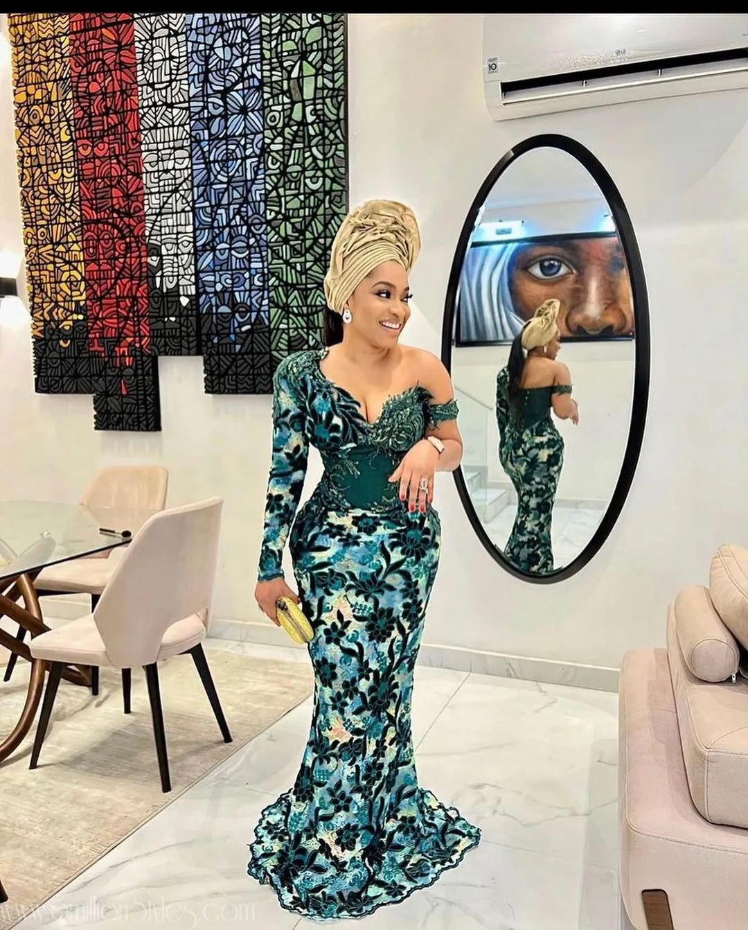 Exquisite Nigerian Lace Asoebi Styles-Volume 55