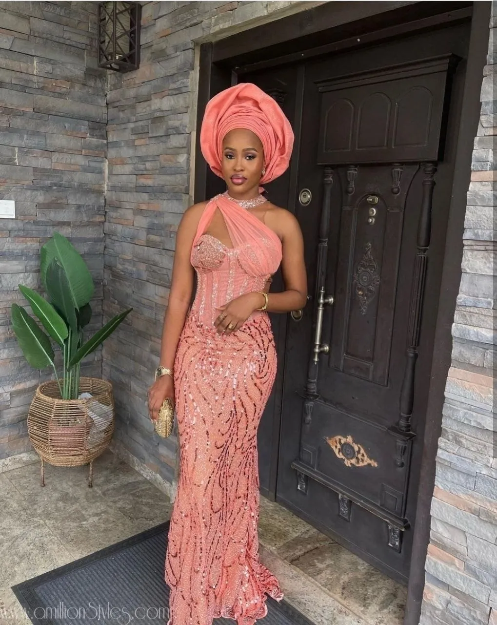 Exquisite Nigerian Lace Asoebi Styles-Volume 59