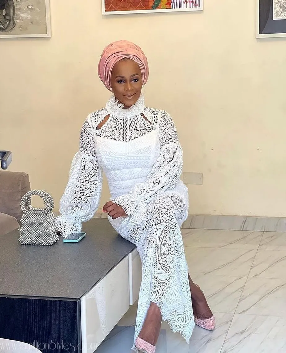 Exquisite Nigerian Lace Asoebi Styles-Volume 58