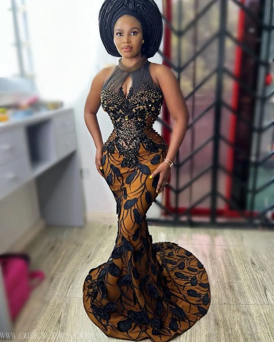 Exquisite Nigerian Lace Asoebi Styles-Volume 56