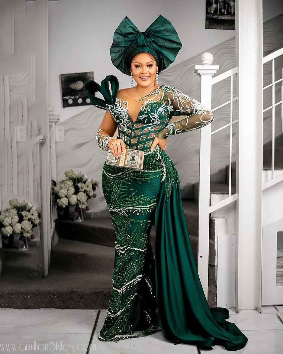 Exquisite Nigerian Lace Asoebi Styles-Volume 56