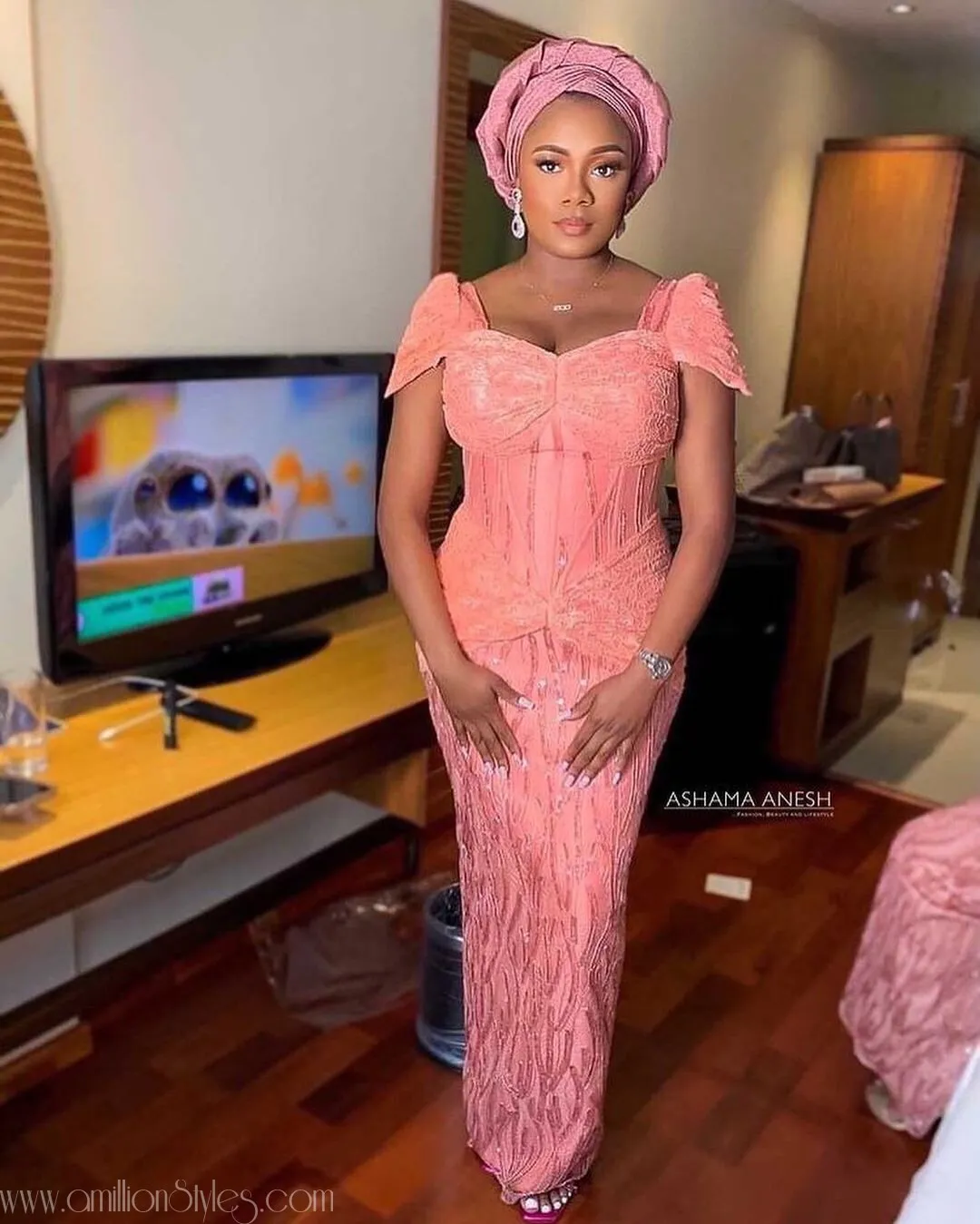 We Are Loving These 9 Jaw-Dropping Pink Lace Asoebi Styles
