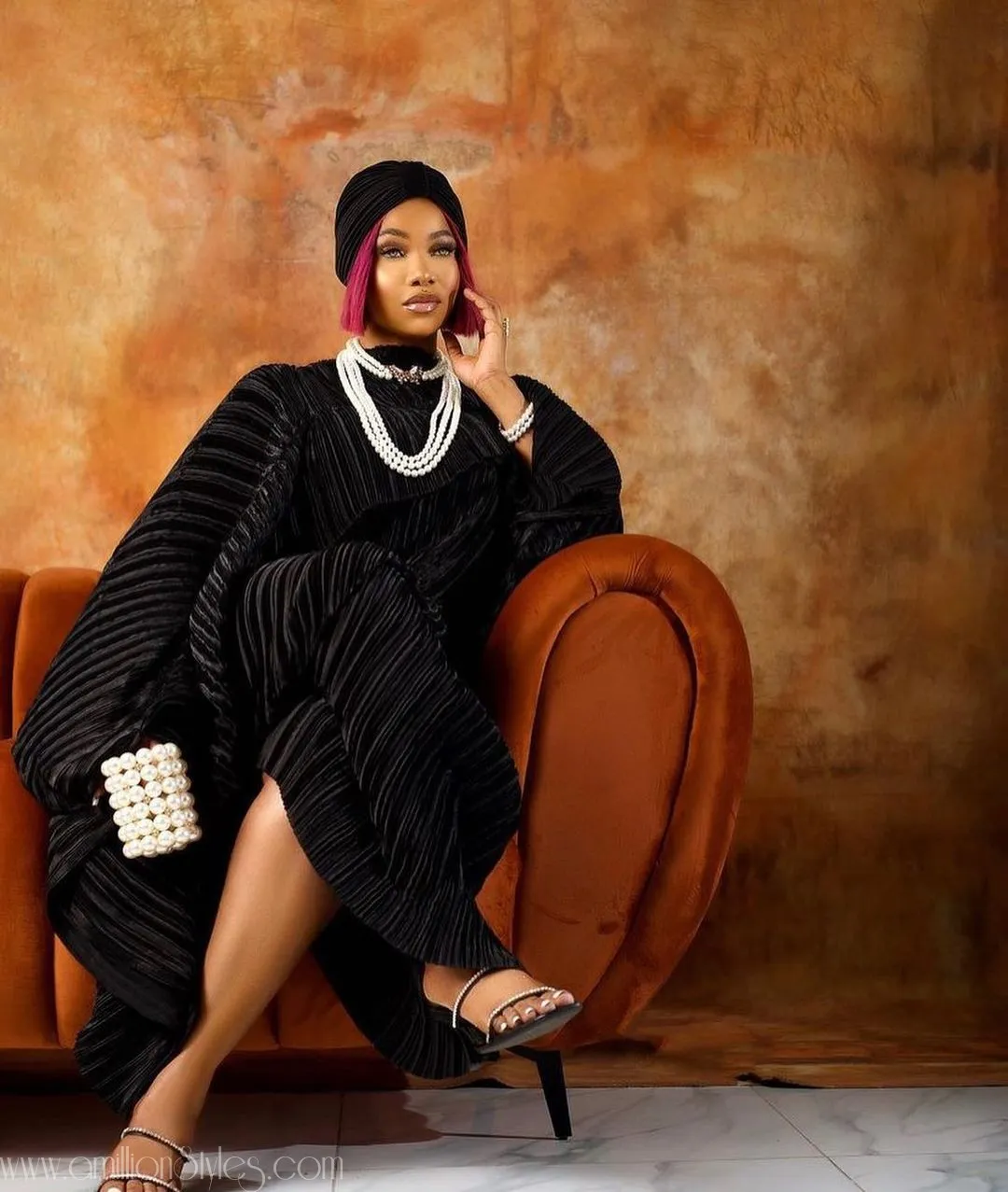 9 Rich Aunty Dress To Brighten Your Day