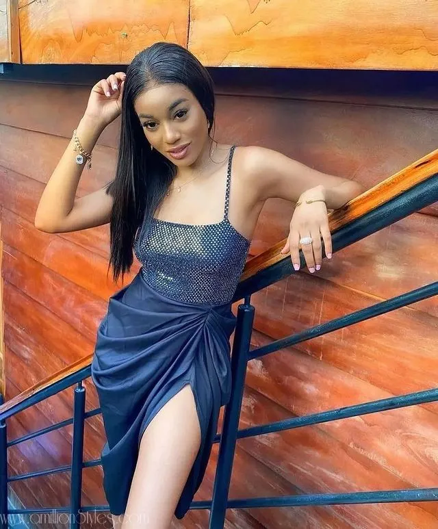 WCW: Styles X-Ray Of The Gorgeous Beauty of Big Brother