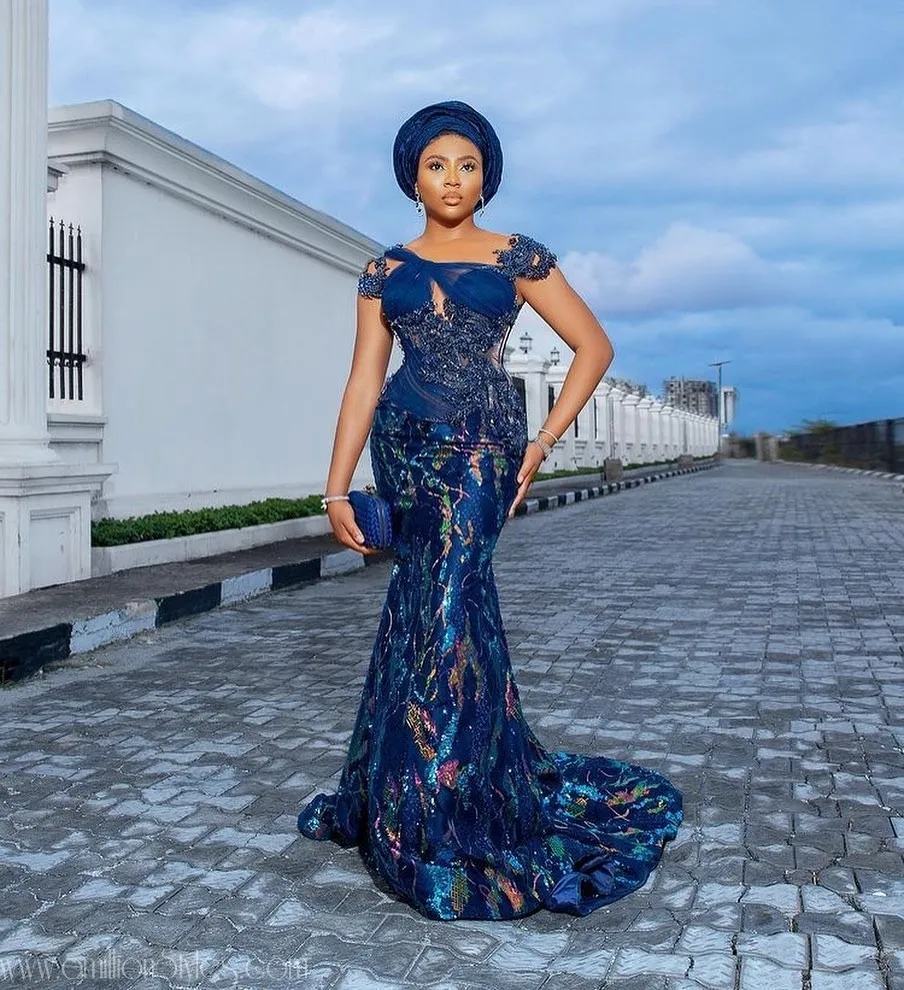 Exquisite Nigerian Lace Asoebi Styles-Volume 62
