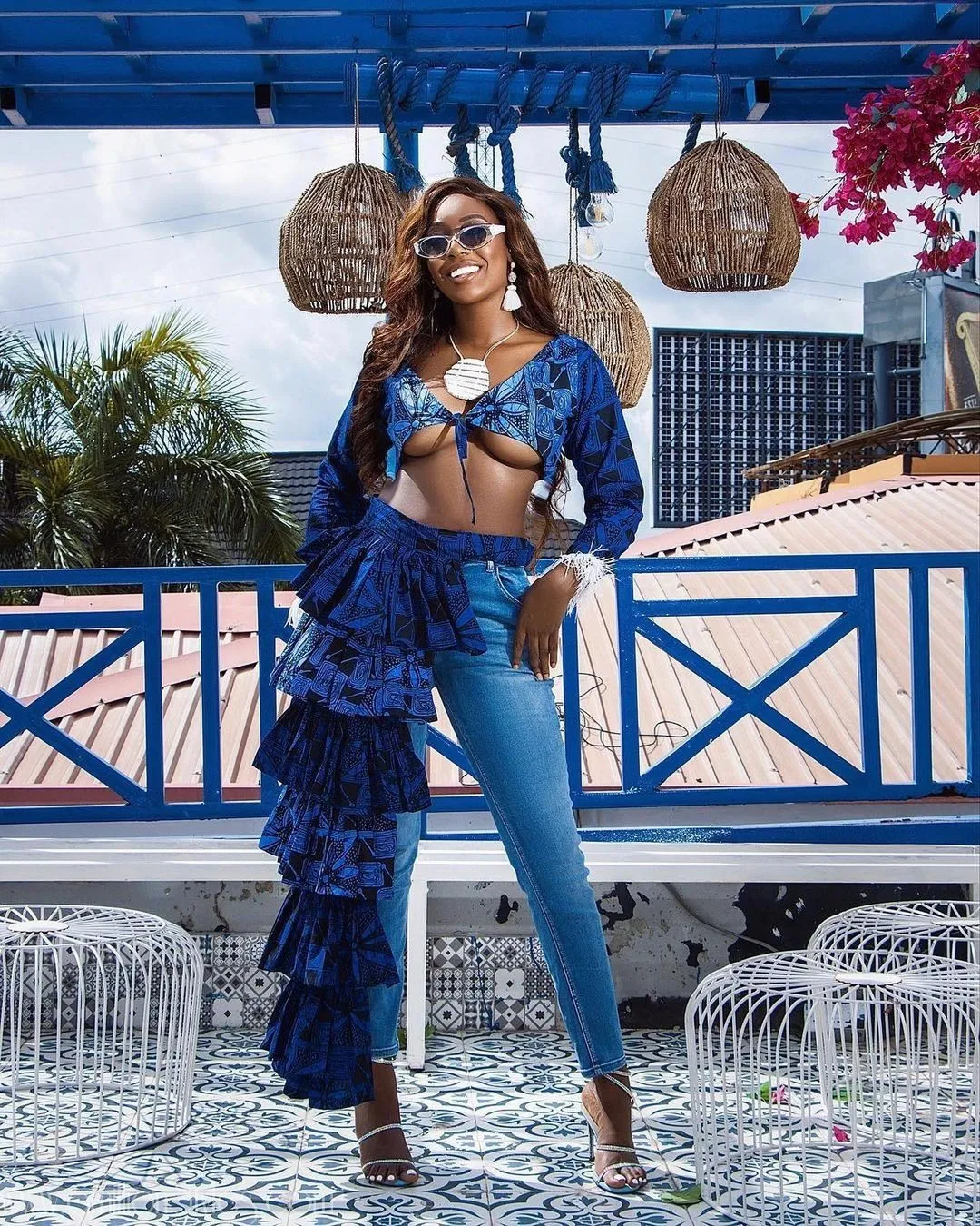 8 Chic Denim Outfits For Stylish Women