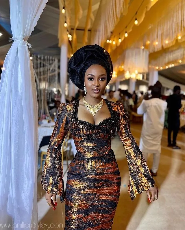 8 Beautiful Brocade Styles For Beautiful Women