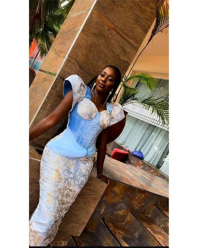 8 Beautiful Brocade Styles For Beautiful Women