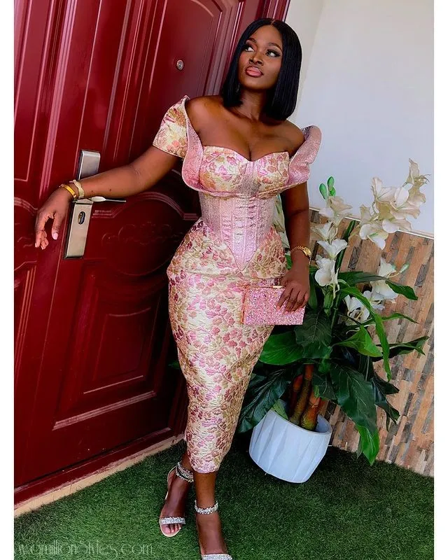 8 Beautiful Brocade Styles For Beautiful Women