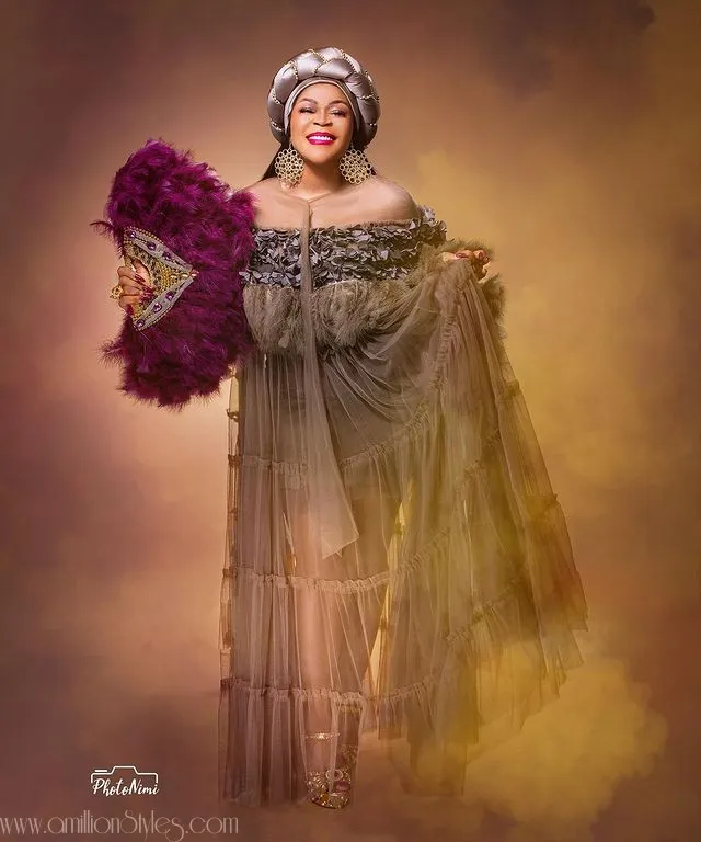 WCW: The Empowering Shaffy Bello