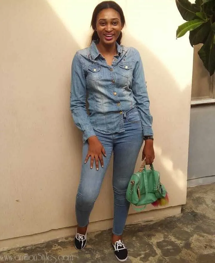 Let's Look At 12 Cute Ways To Style Denim!! 