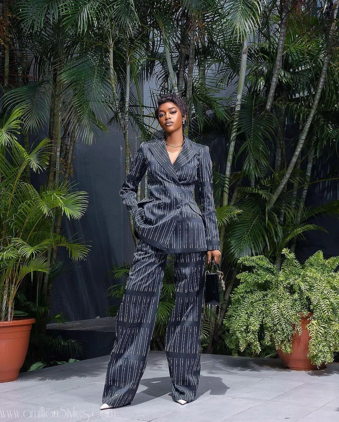 10 Stylish Suits for Women to Elevate Your Wardrobe