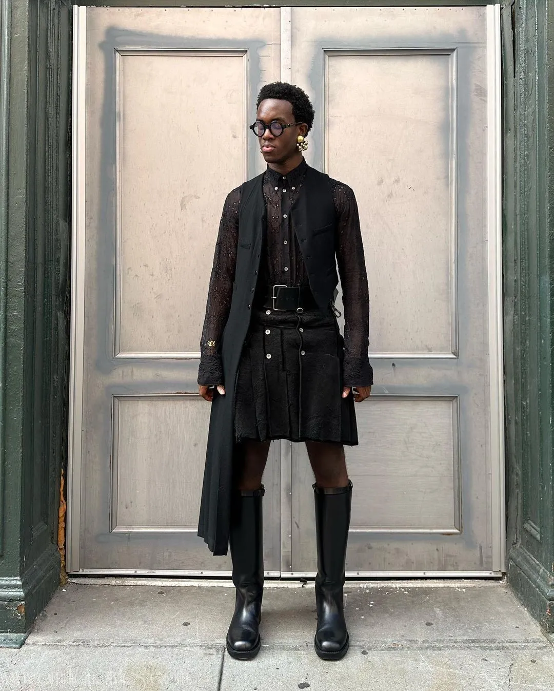 MCM: Wisdom Kaye And His Colorful Styles