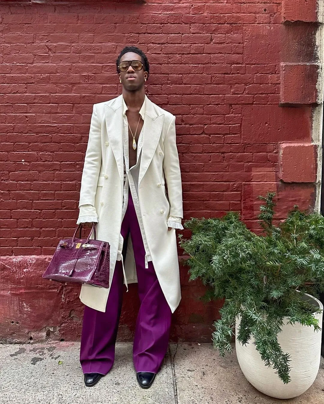 MCM: Wisdom Kaye And His Colorful Styles