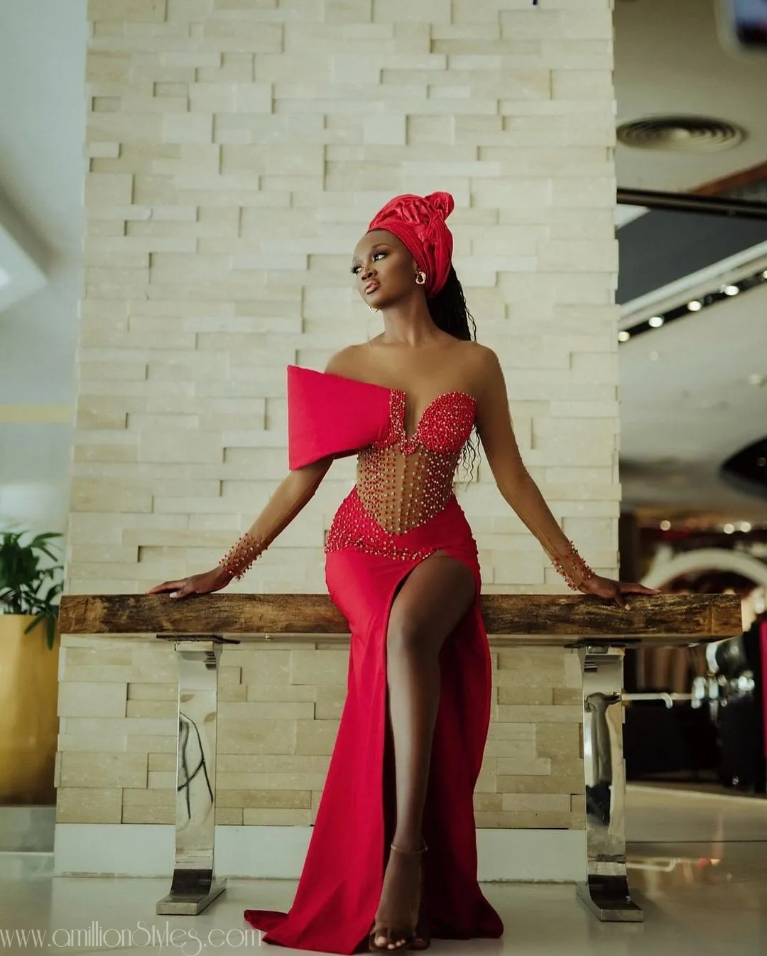 15 Elegant Wedding Guest Looks That Are Back To Back Hits