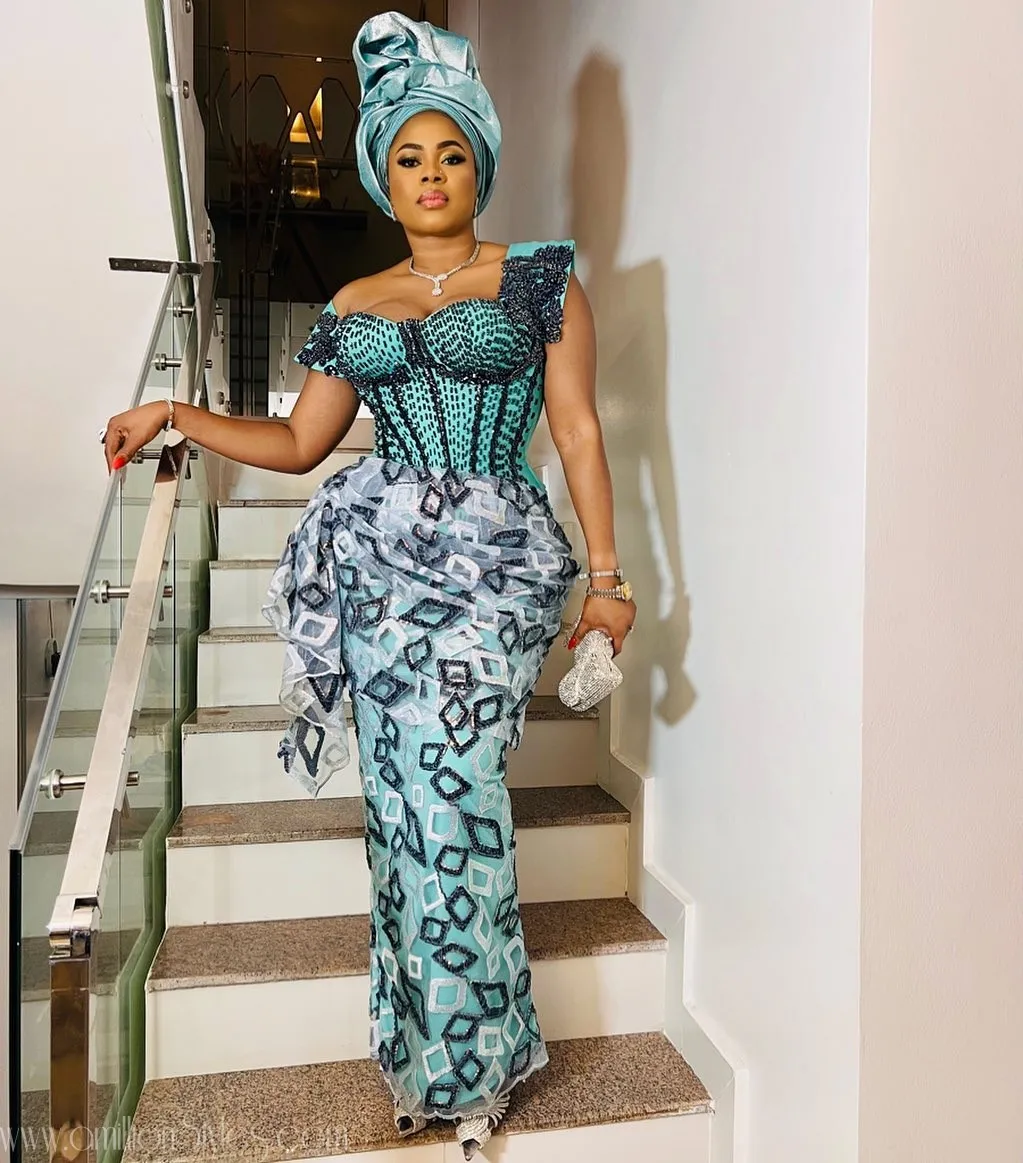 Nigerian Lace Asoebi Styles For Women- Volume 21