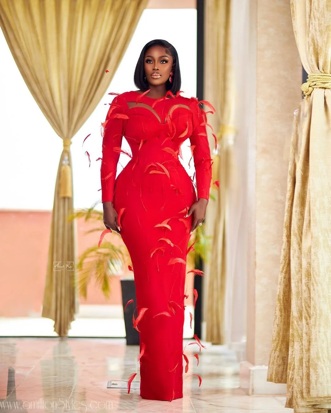 Opt For Style and Elegance With These 10 Stunning Wedding Guest Looks