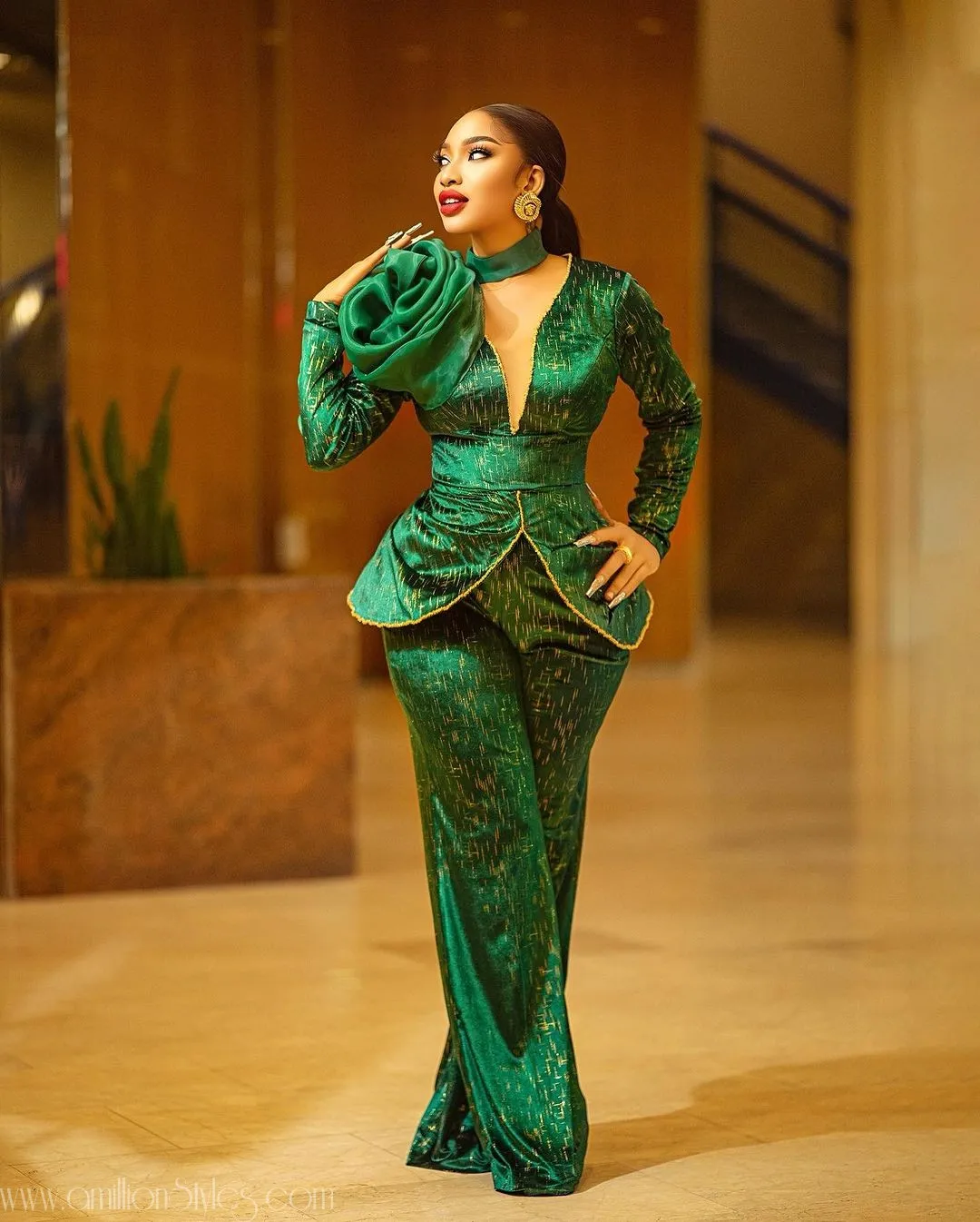Opt For Style and Elegance With These 10 Stunning Wedding Guest Looks